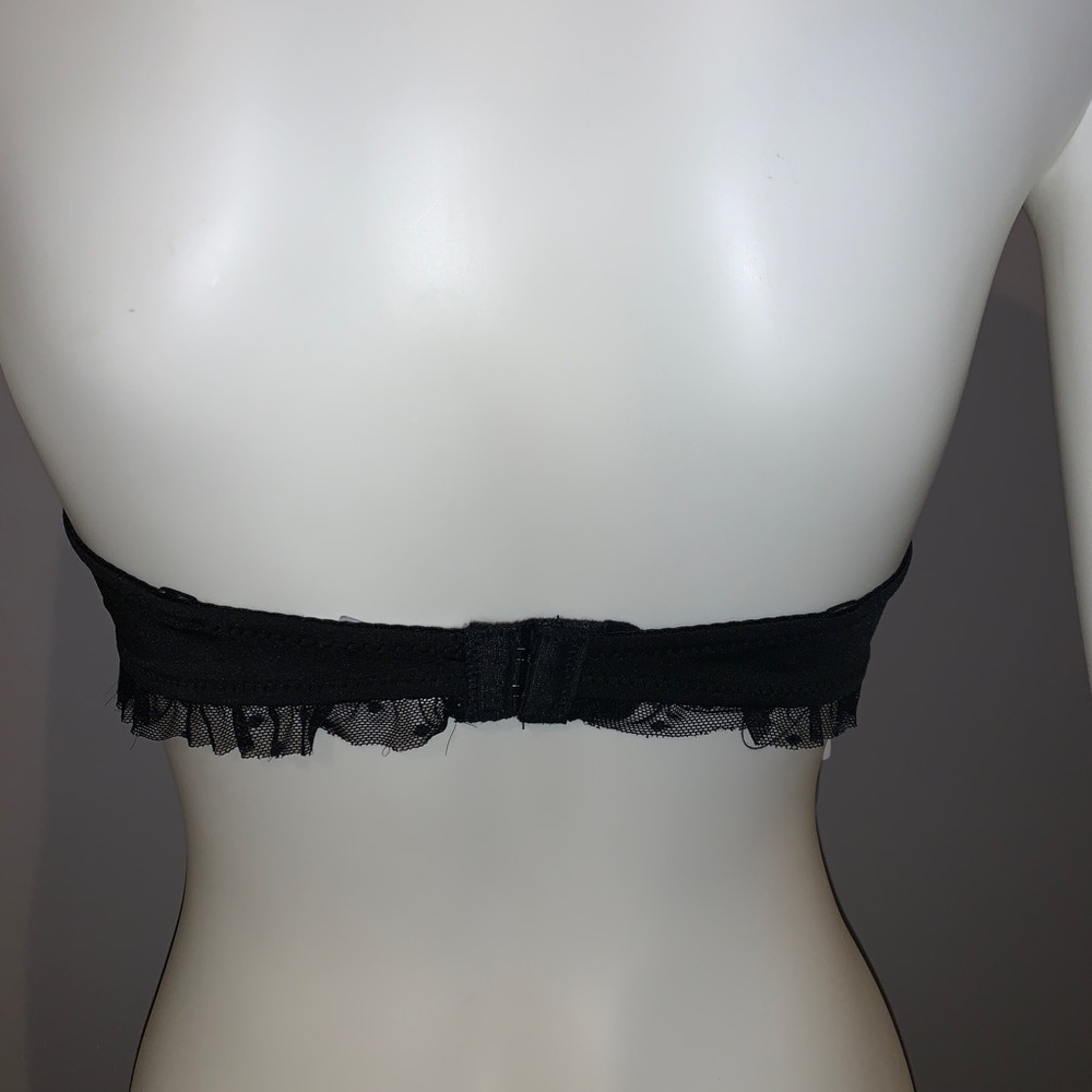 Jessica Simpson Bra. - Picture 3 of 10